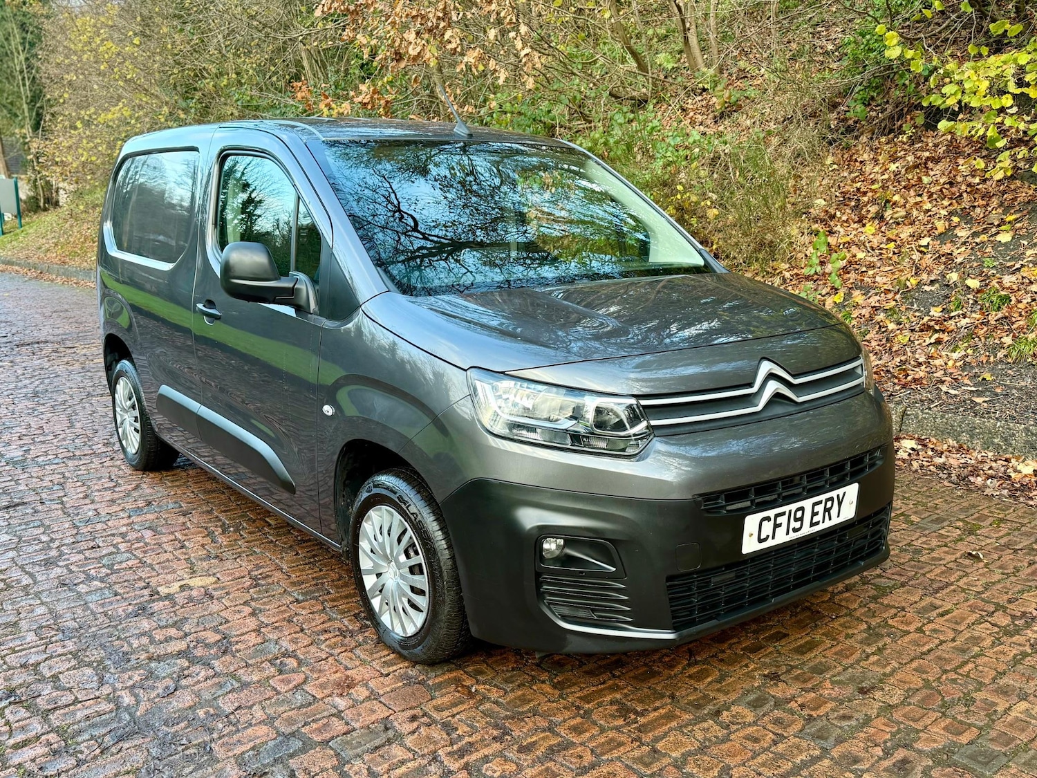 Used Citroen Berlingo 2019 for sale - 76992925: Photo 2