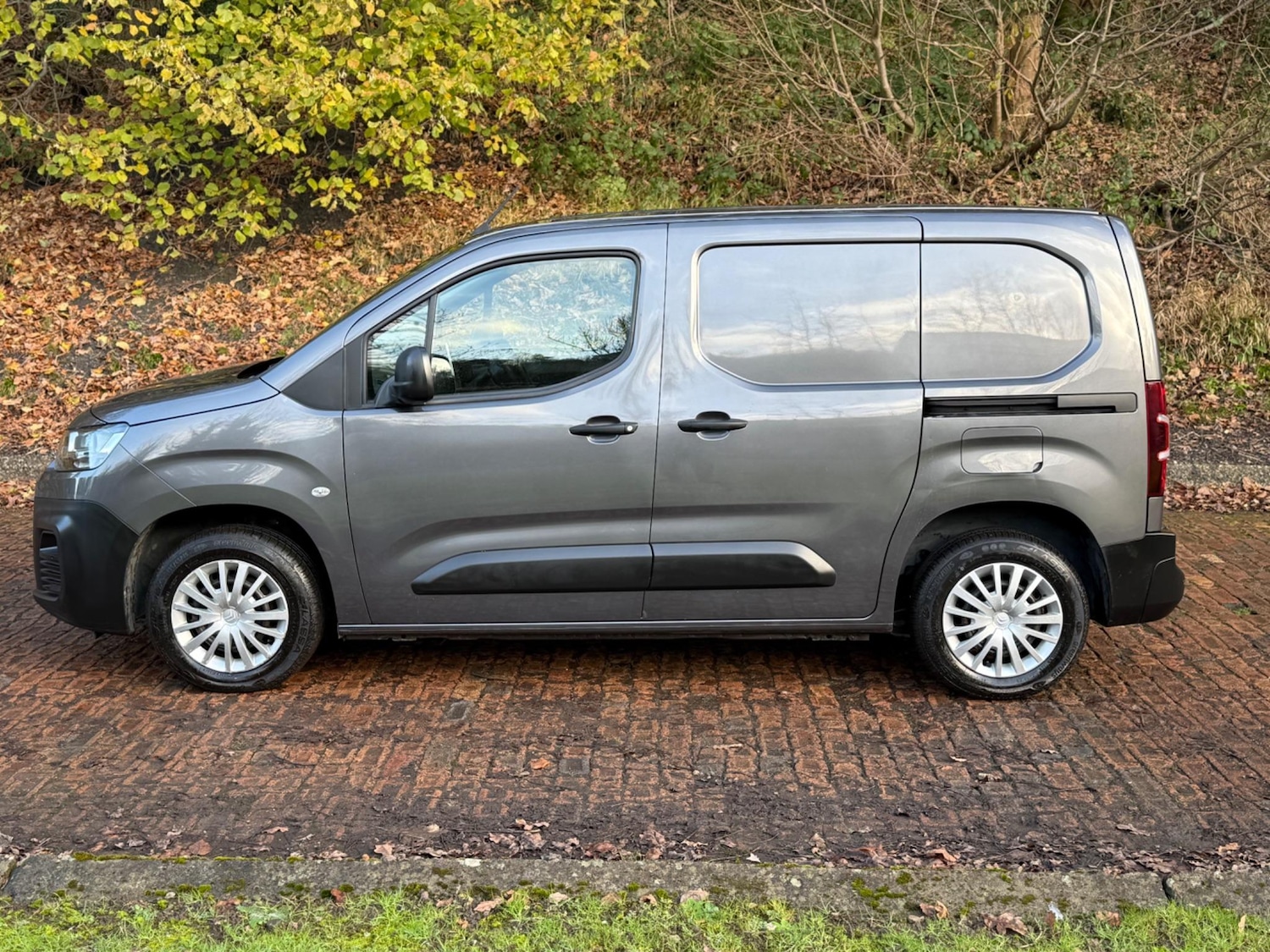 Used Citroen Berlingo 2019 for sale - 76992925: Photo 4