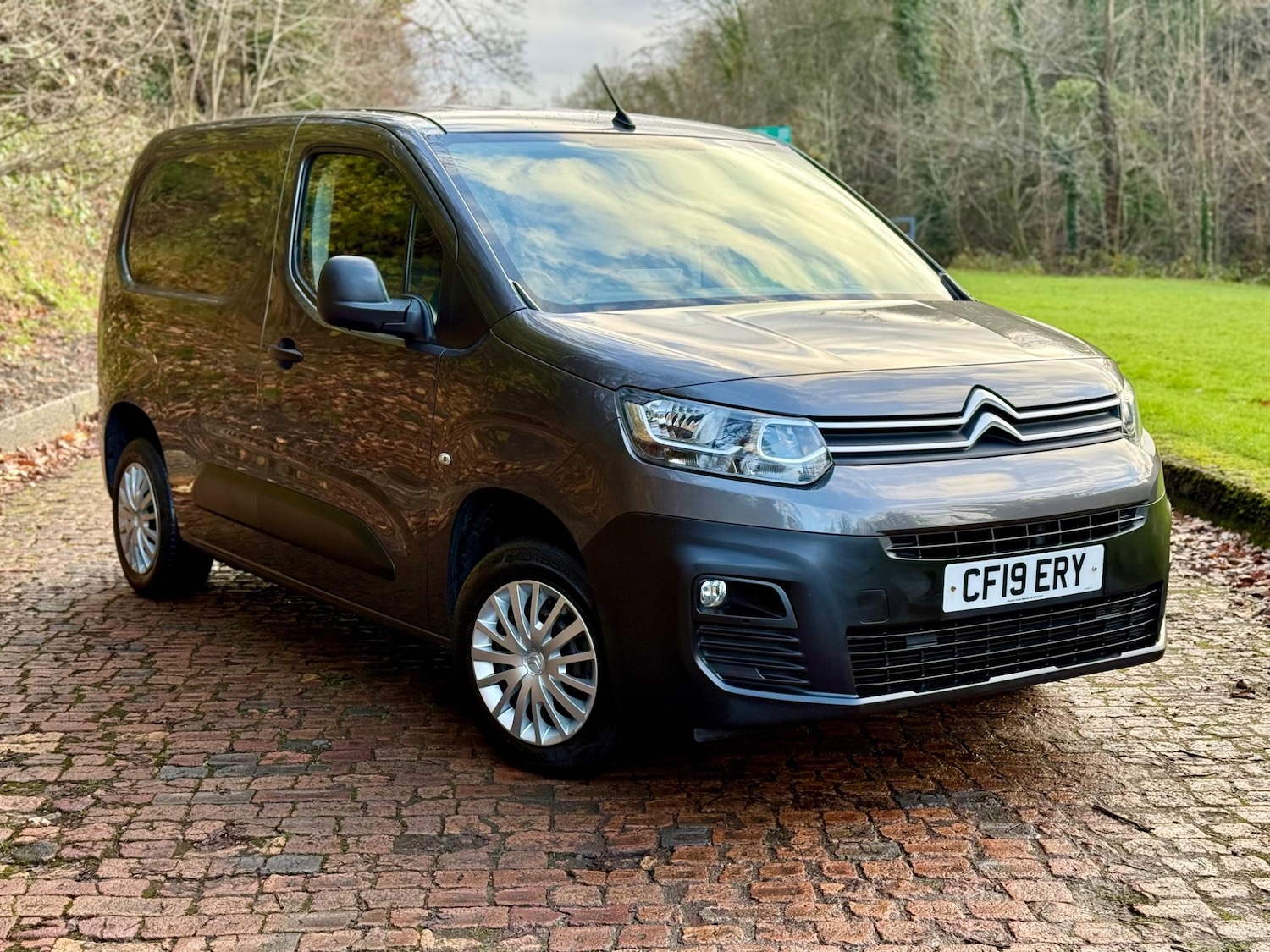 Used Citroen Berlingo 2019 for sale - 76992925: Photo 5