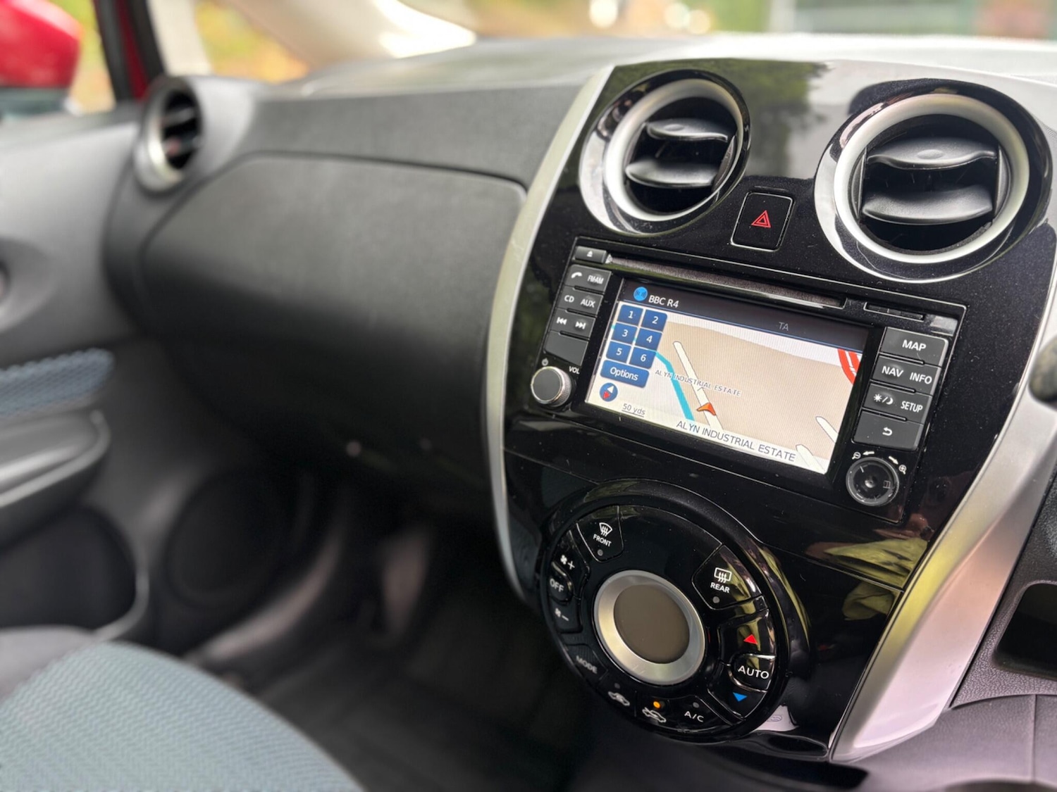 Used Nissan Note 2015 for sale - 76585493: Photo 5