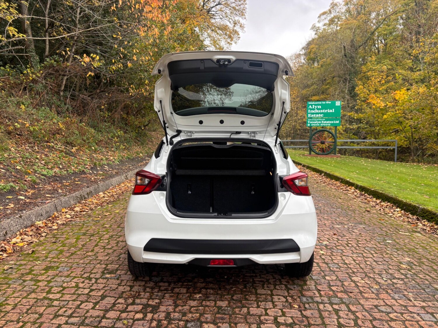 Used Nissan Micra 2017 for sale - 76456883: Photo 20