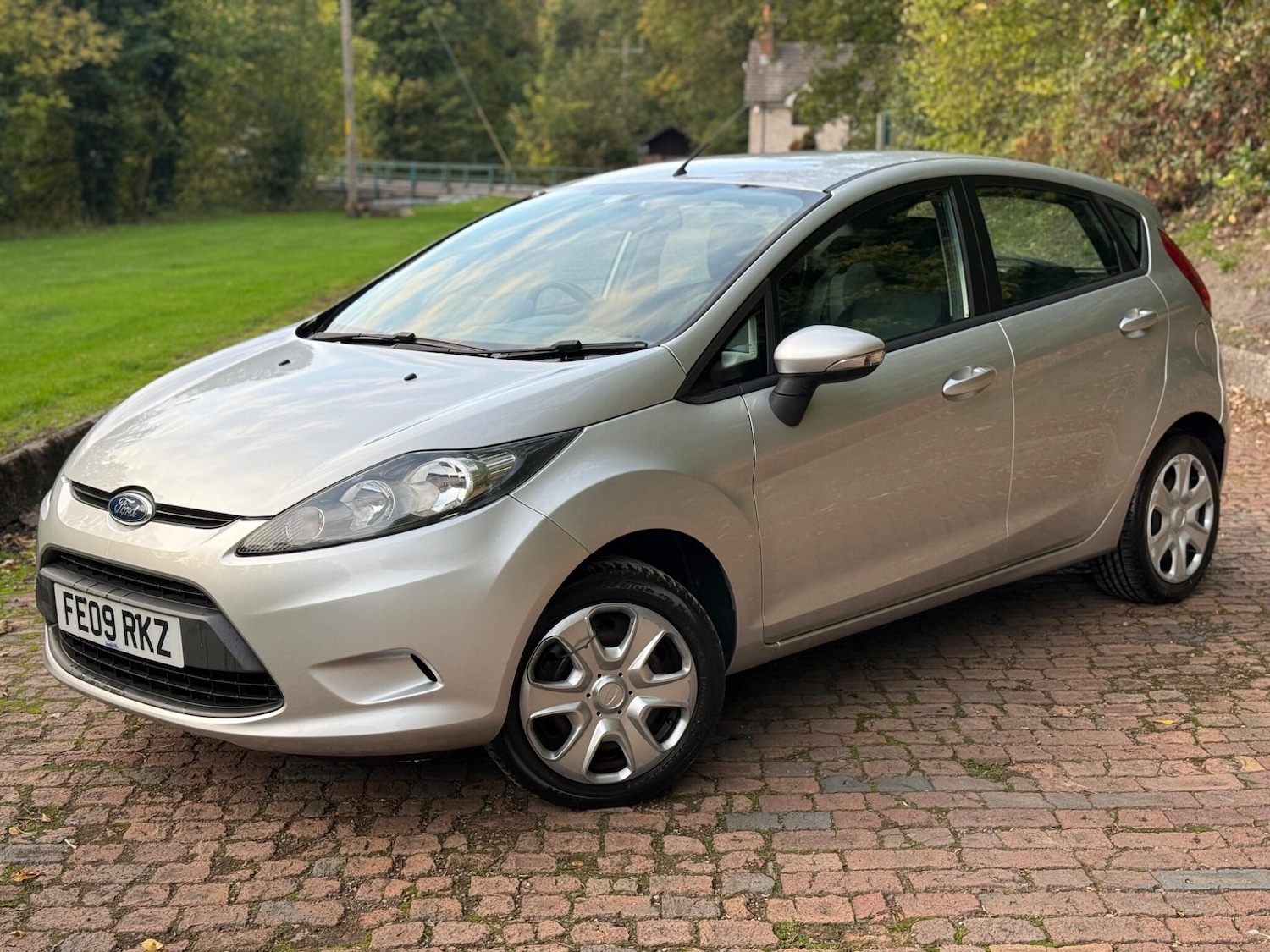 Used Ford Fiesta 2009 for sale - 76584620: Photo 1