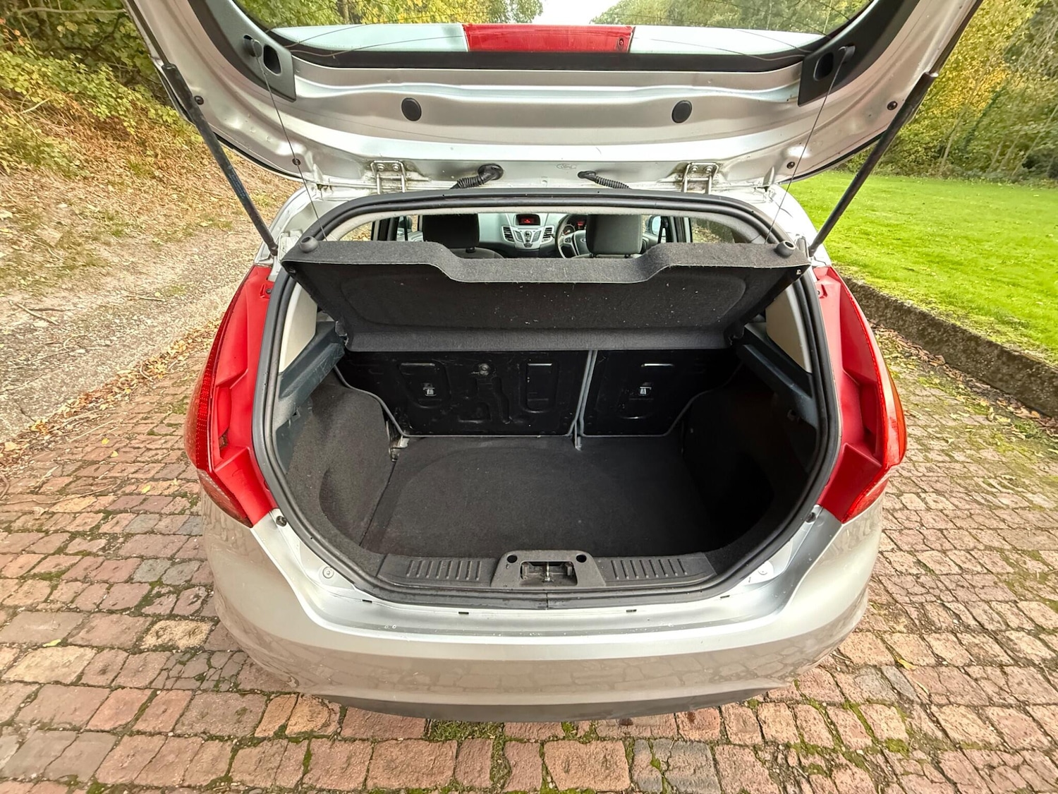 Used Ford Fiesta 2009 for sale - 76584620: Photo 12