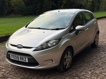 Used Ford Fiesta 2009 for sale - 76584620: Photo