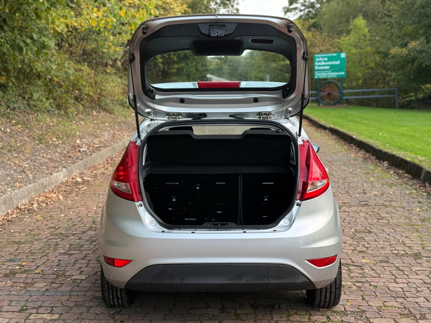 Used Ford Fiesta 2009 for sale - 76584620: Photo 7