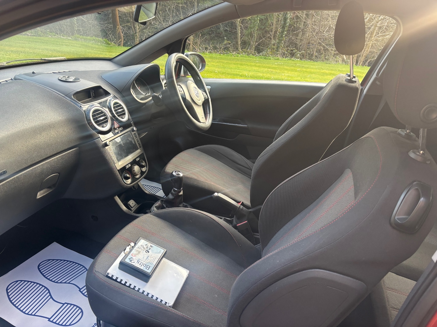 Used Vauxhall Corsa 2012 for sale - 78042959: Photo 3