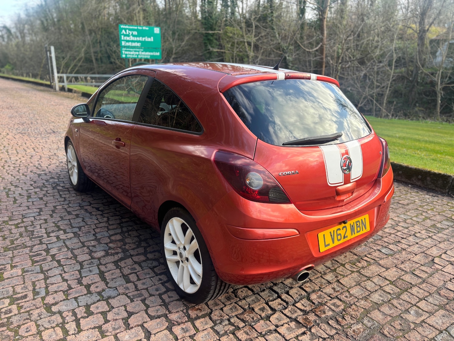 Used Vauxhall Corsa 2012 for sale - 78042959: Photo 6