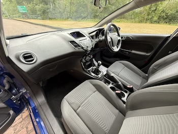 Used Ford Fiesta 2017 for sale - 79254963: Photo
