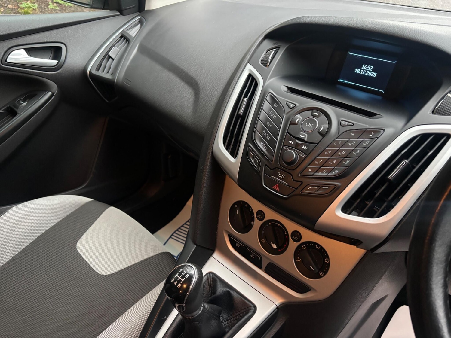 Used Ford Focus for sale - 76994838: Photo 10