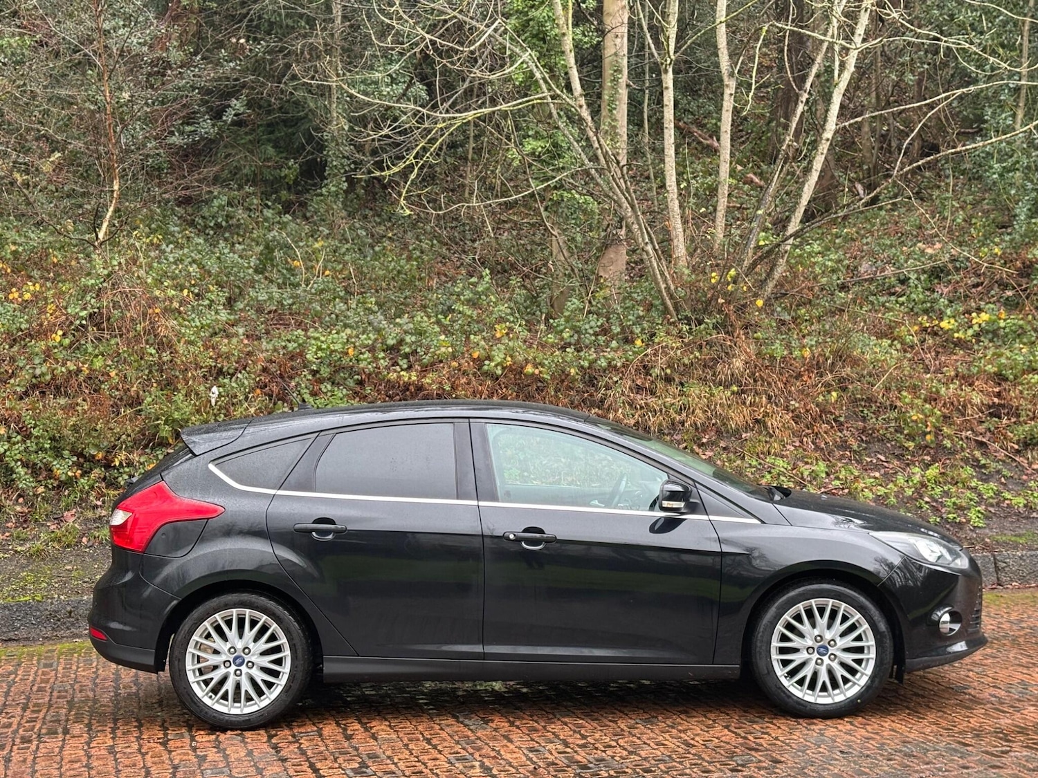 Used Ford Focus for sale - 76994838: Photo 24