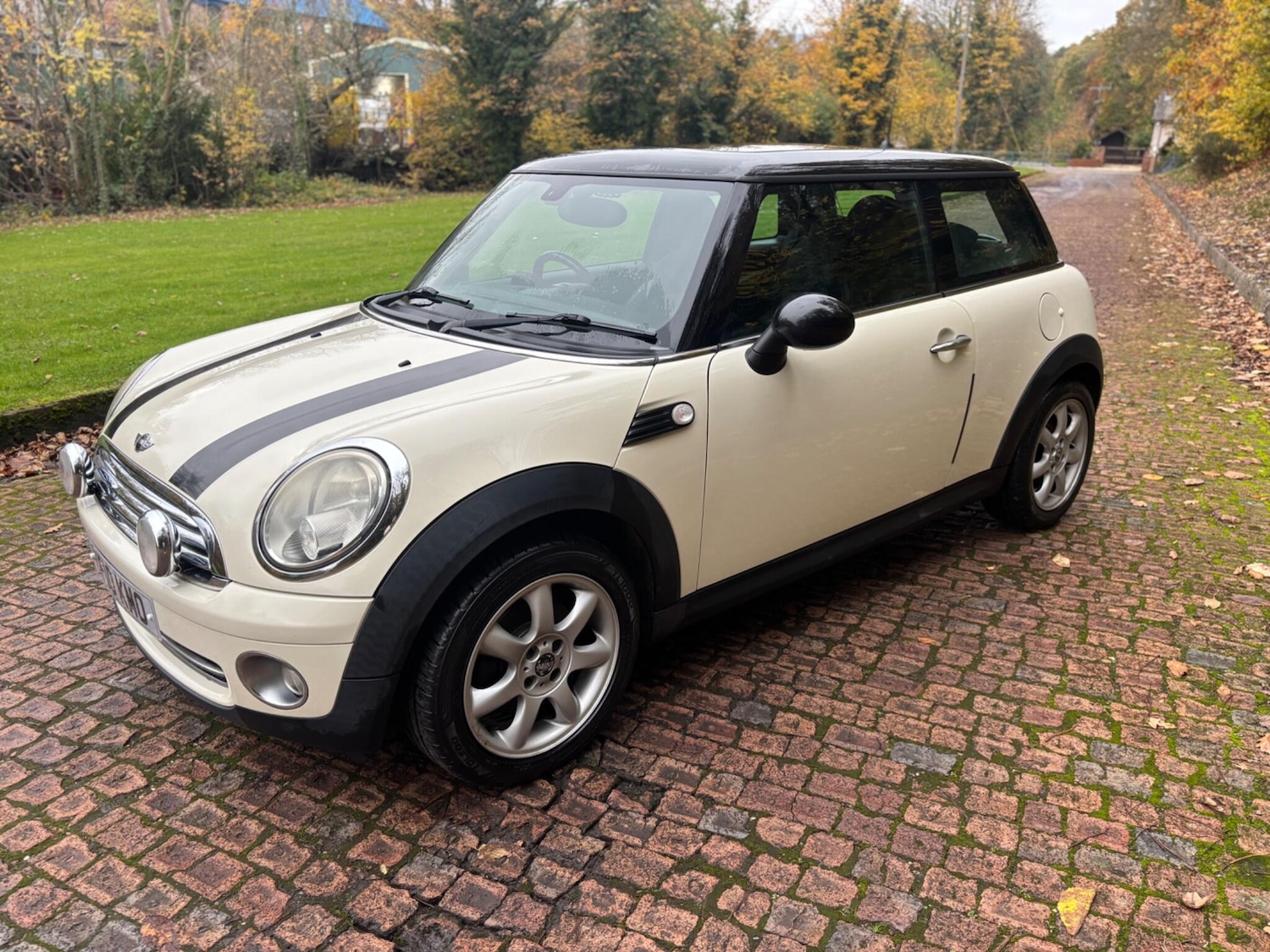 Used MINI Hatch 2010 for sale - 76584502: Photo 13