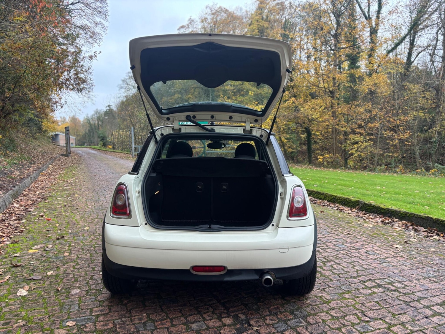 Used MINI Hatch 2010 for sale - 76584502: Photo 14