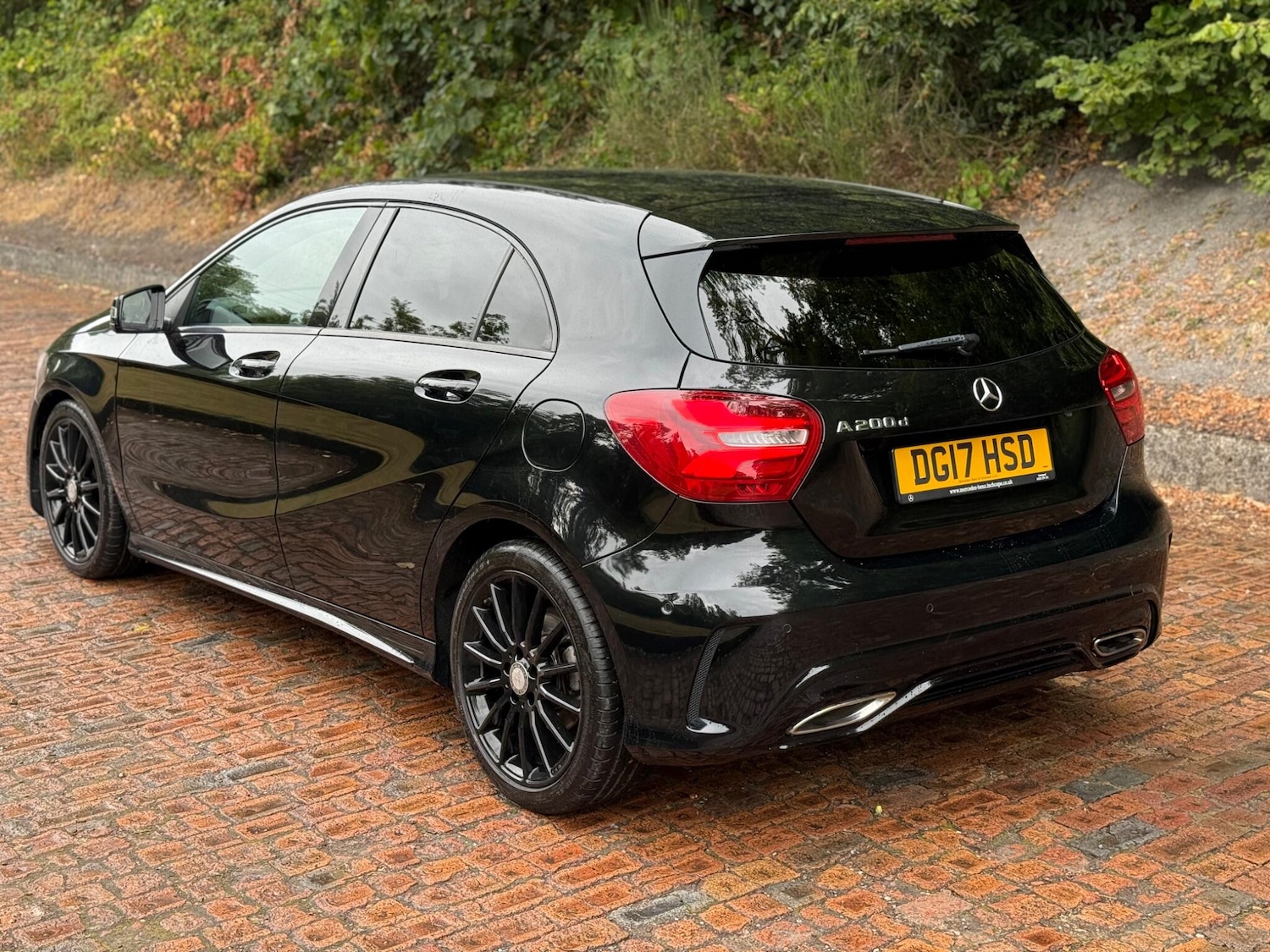 Used Mercedes-Benz A-Class 2017 for sale - 76585147: Photo 5