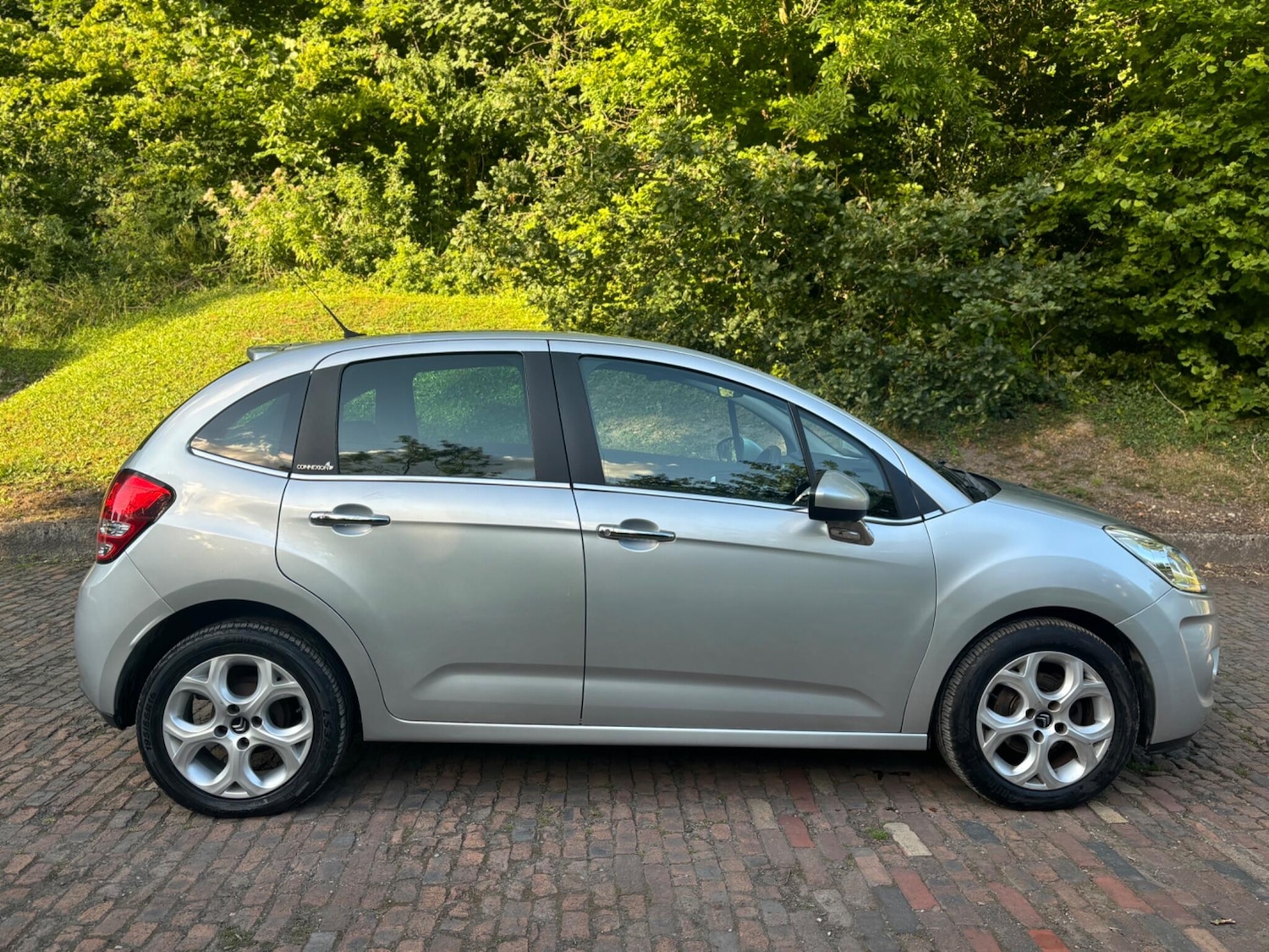 Used Citroen C3 2011 for sale - 76742387: Photo 2