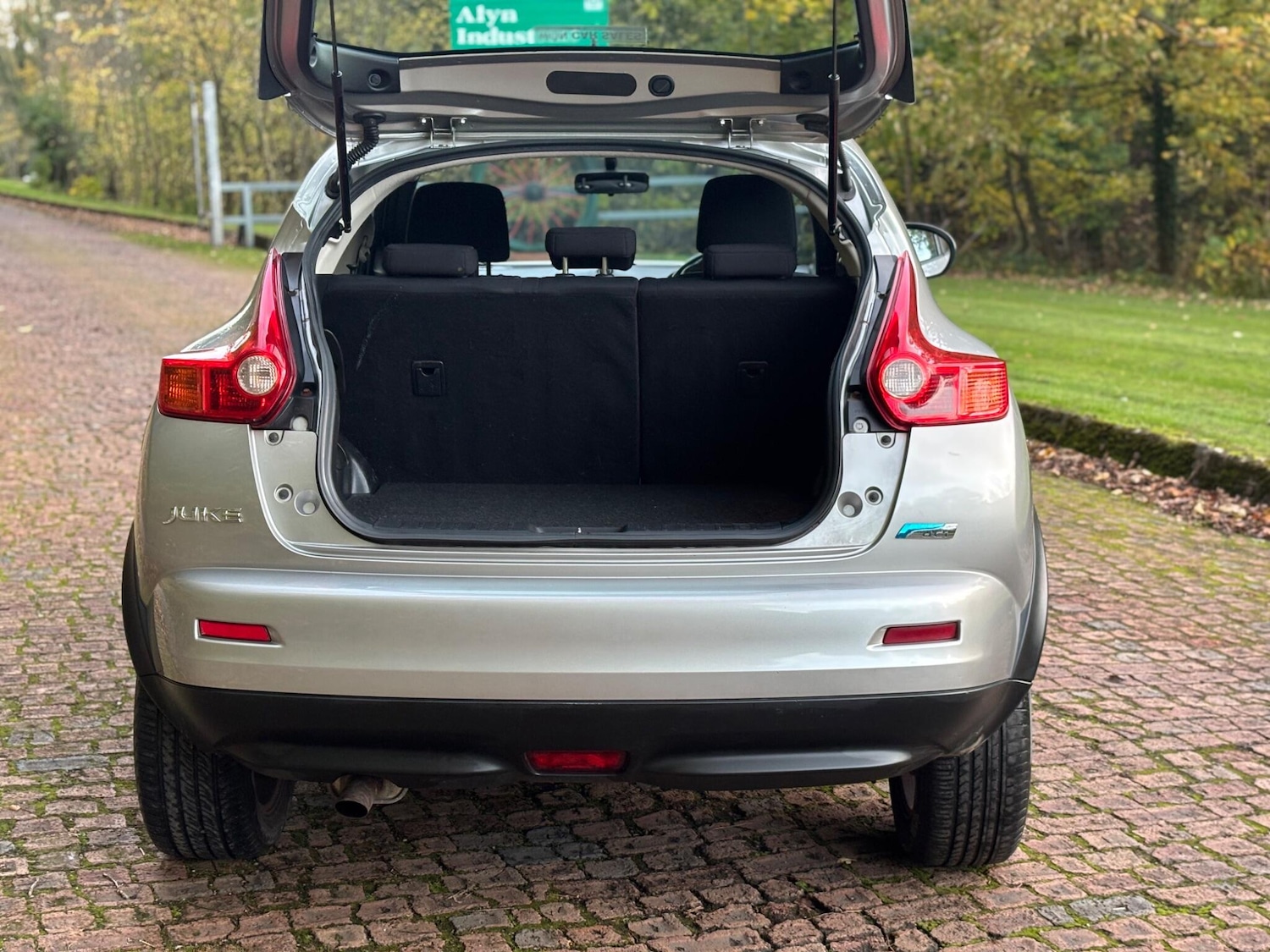 Used Nissan Juke 2014 for sale - 76584804: Photo 19