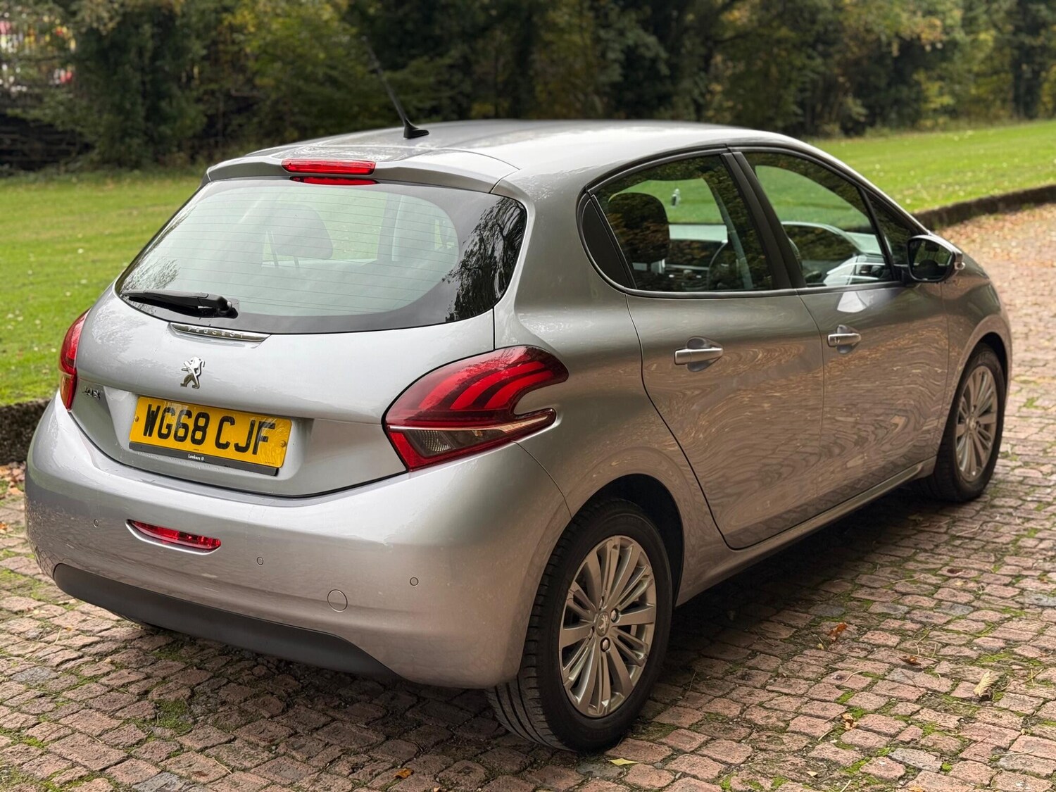 Used Peugeot 208 2019 for sale - 76314331: Photo 16