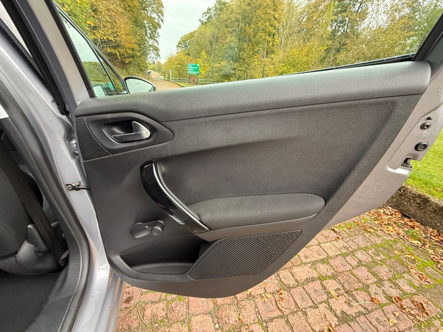 Used Peugeot 208 2019 for sale - 76314331: Photo 30