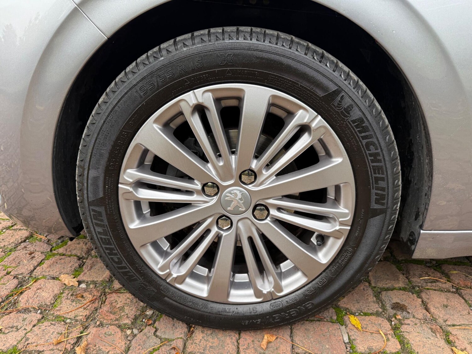 Used Peugeot 208 2019 for sale - 76314331: Photo 35