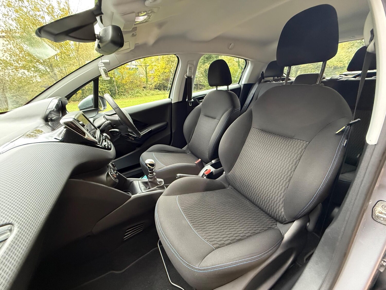 Used Peugeot 208 2019 for sale - 76314331: Photo 42