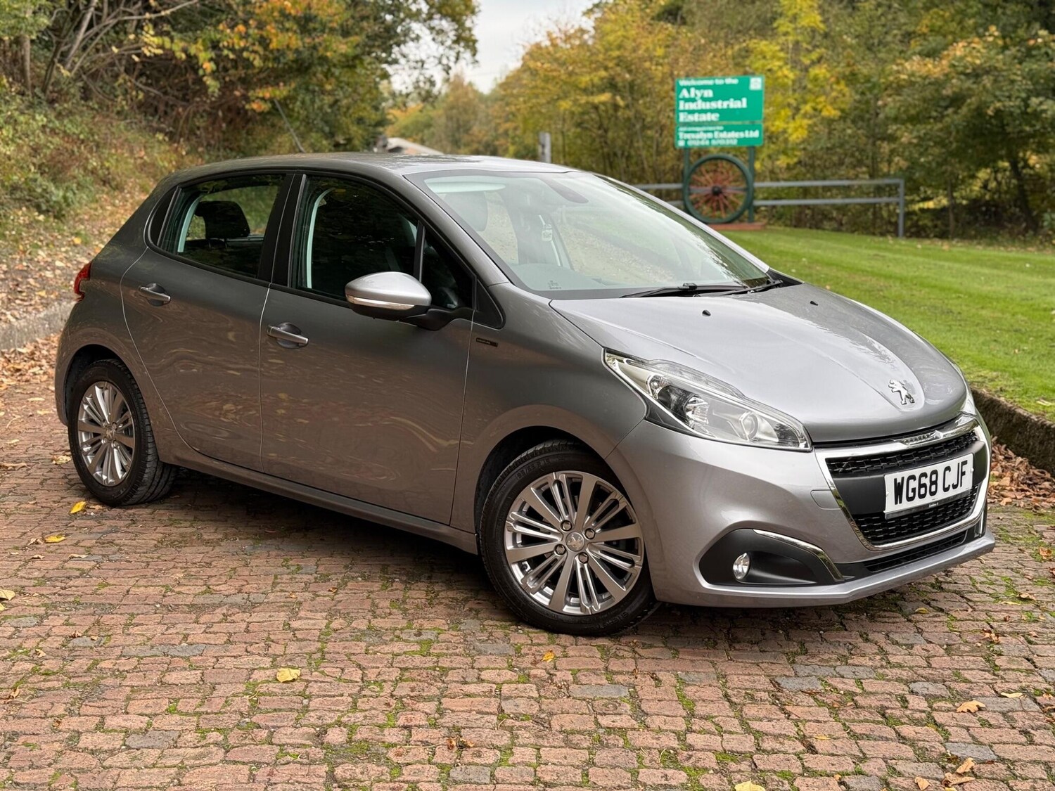 Used Peugeot 208 2019 for sale - 76314331: Photo 6