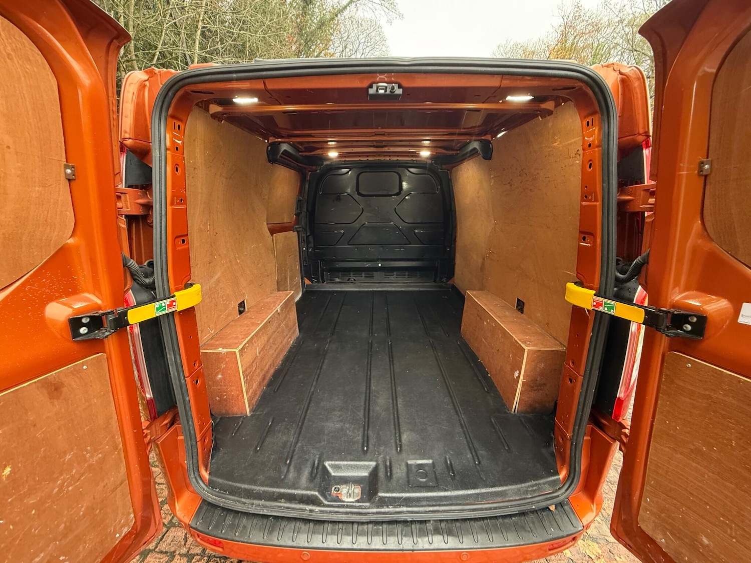 Used Ford Transit Custom 2020 for sale - 76993092: Photo 28