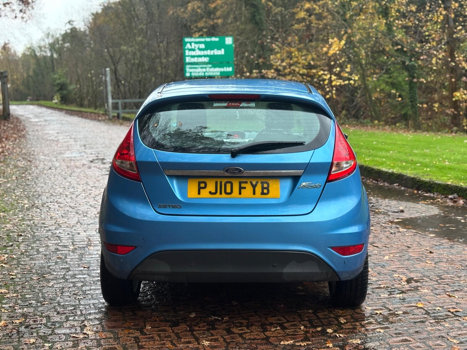 Used Ford Fiesta 2010 for sale - 76584826: Photo 12