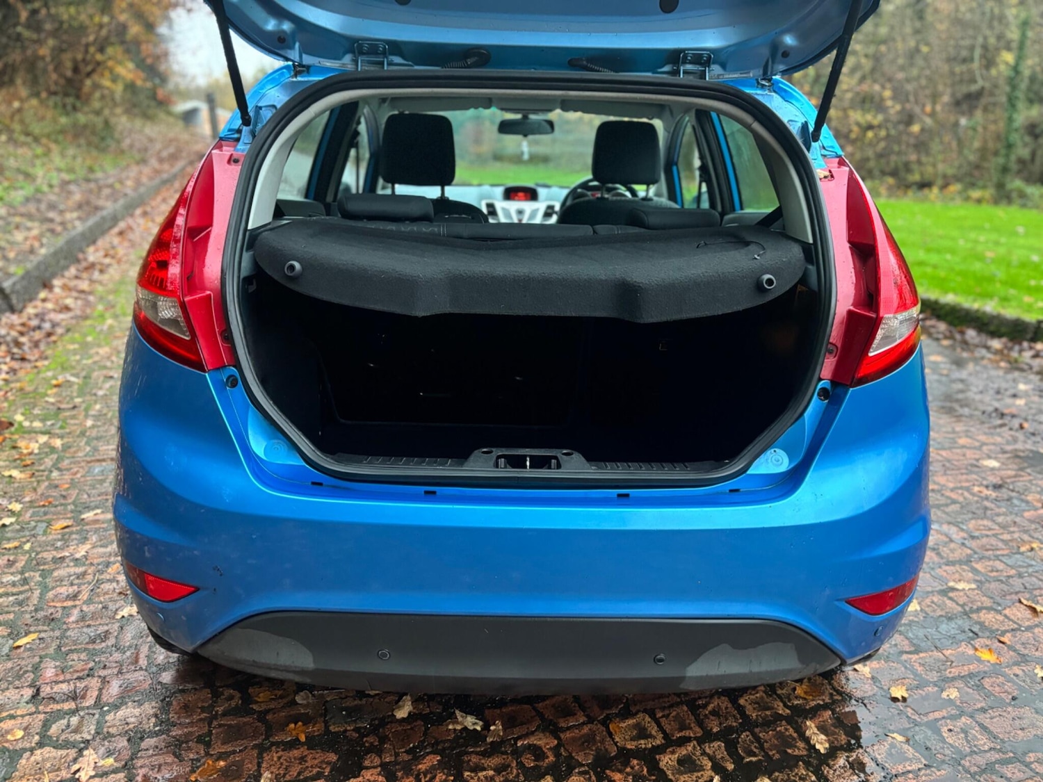 Used Ford Fiesta 2010 for sale - 76584826: Photo 7