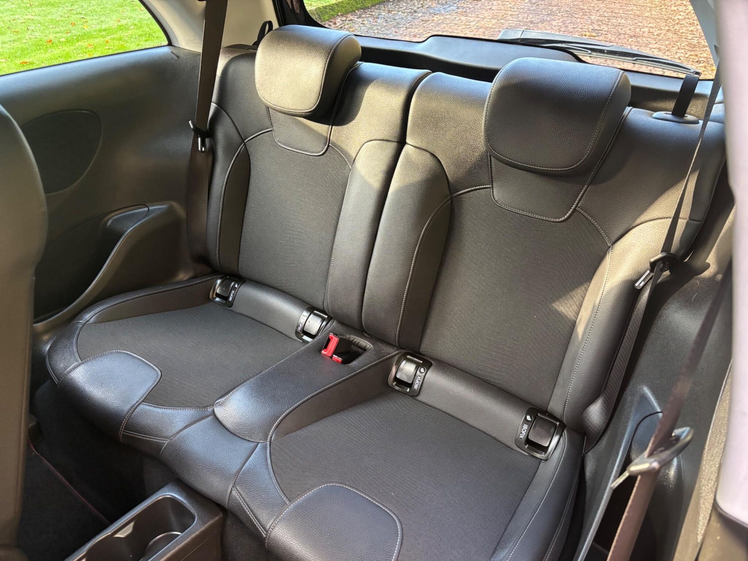 Used Vauxhall ADAM 2016 for sale - 76989461: Photo 13