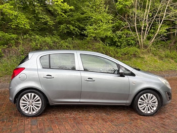 Used Vauxhall Corsa 2011 for sale - 75808831: Photo