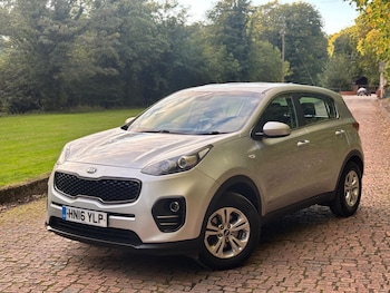 2016 (16) - 2.0 CRDi KX-1 AWD Euro 6 5dr