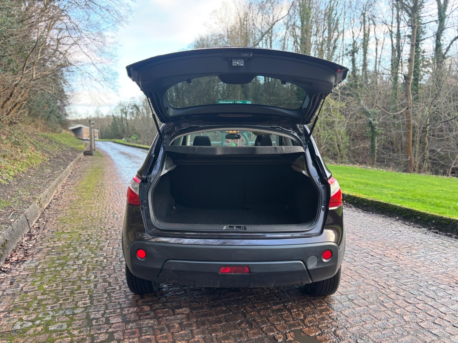 Used Nissan Qashqai 2010 for sale - 77559331: Photo 11