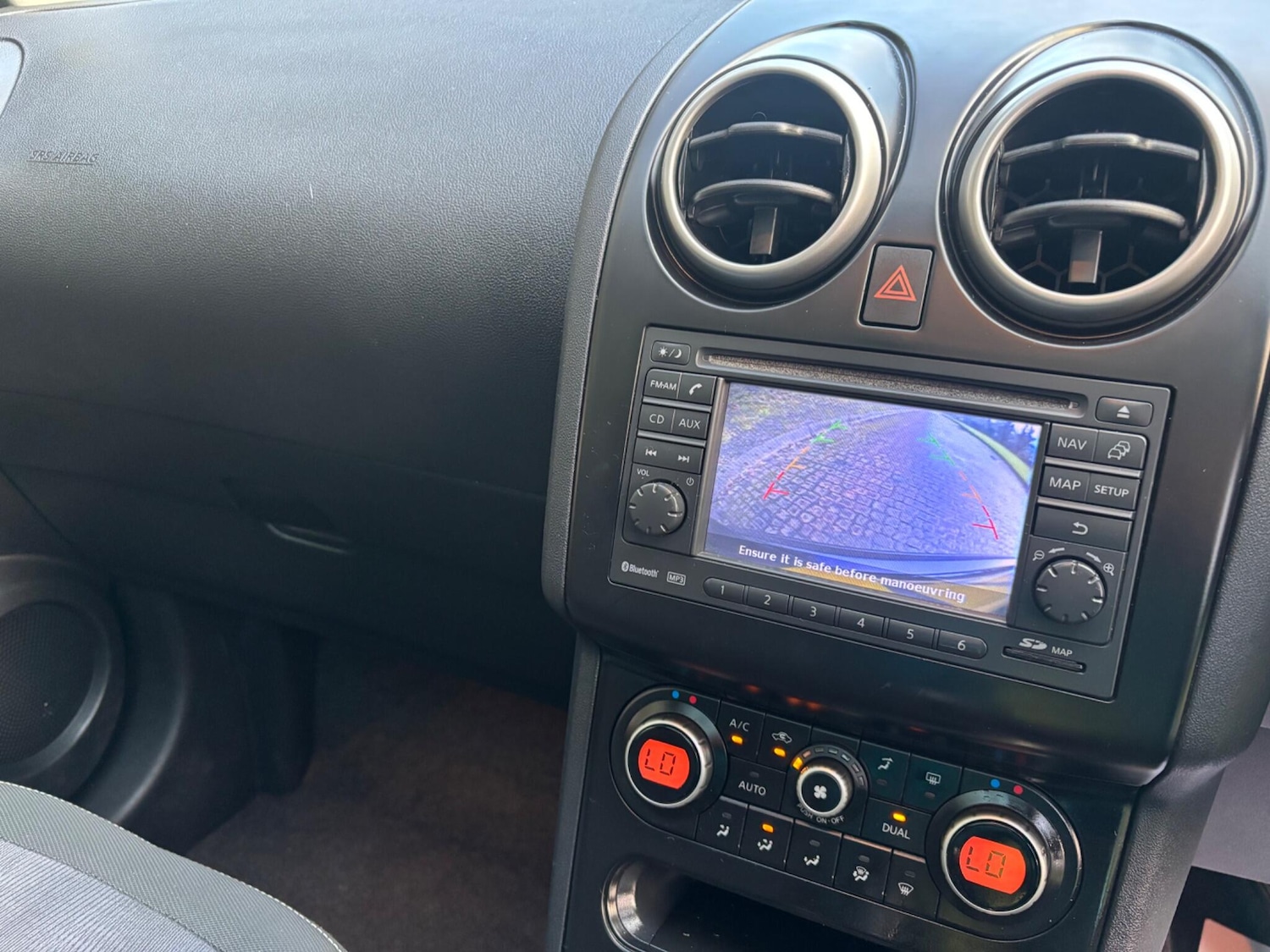 Used Nissan Qashqai 2010 for sale - 77559331: Photo 8