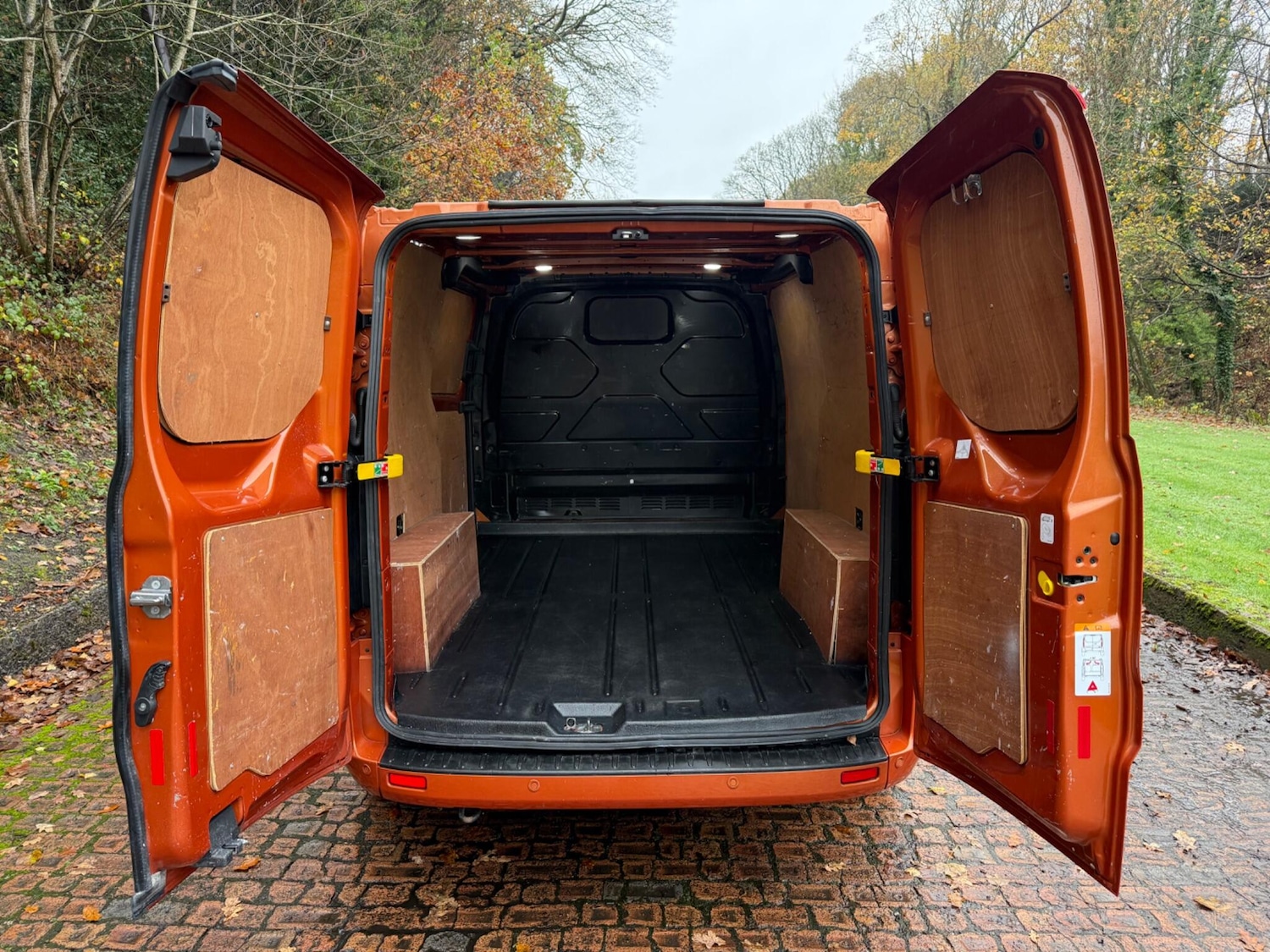 Used Ford Transit Custom 2020 for sale - 76422735: Photo 29