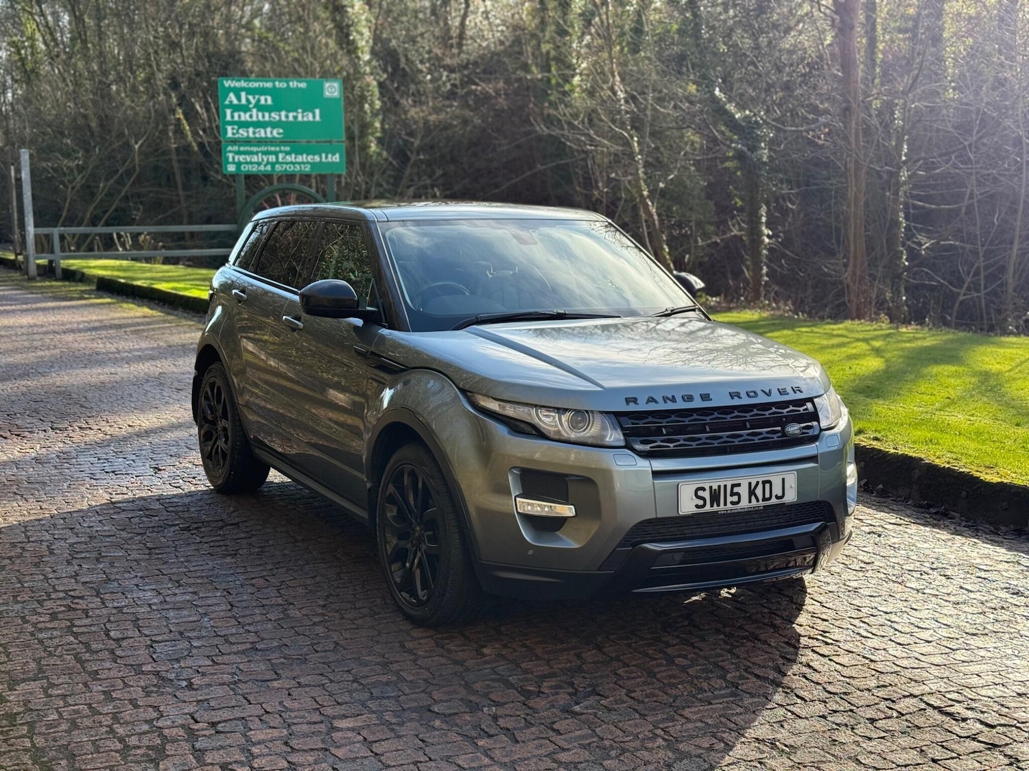 Used Land Rover Range Rover Evoque 2015 for sale - 77351898: Photo 2