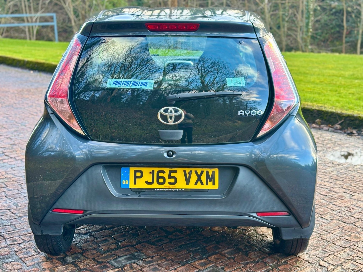Vehicle 21