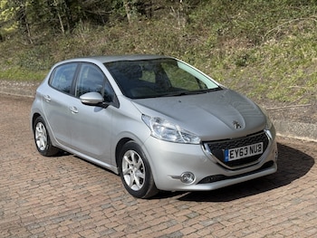 Used Peugeot 208 2013 for sale - 78789034: Photo
