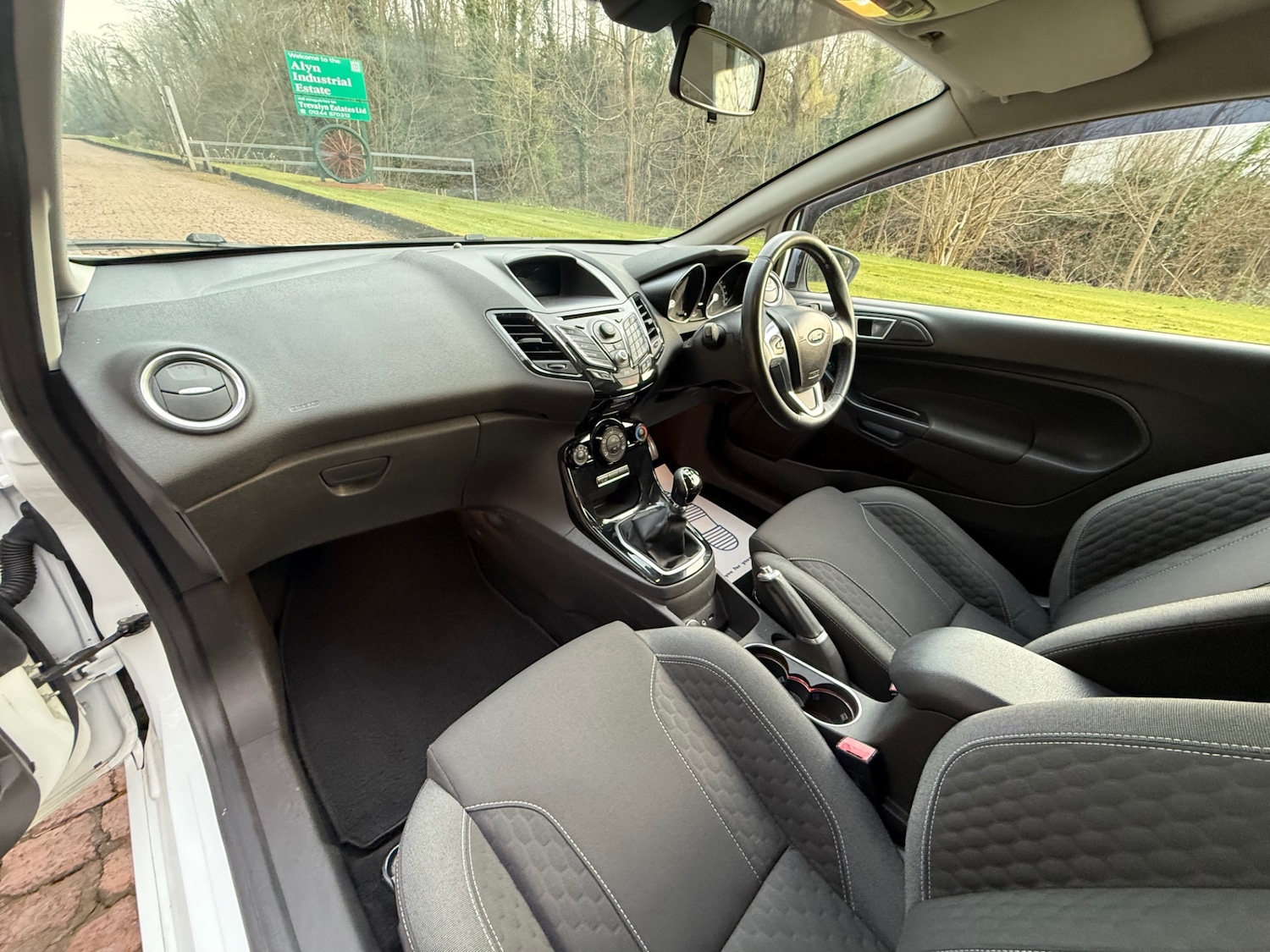 Used Ford Fiesta 2014 for sale - 77962369: Photo 23