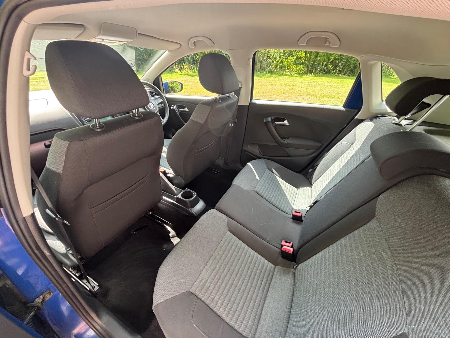 Used Volkswagen Polo 2011 for sale - 76585418: Photo 20