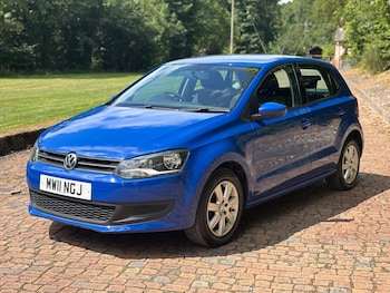 Used Volkswagen Polo 2011 for sale - 76585418: Photo