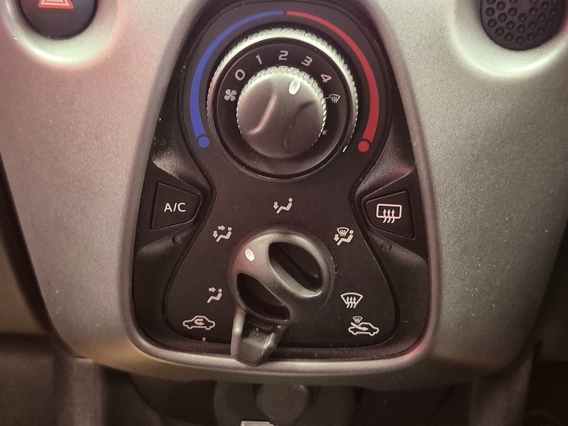 Used Toyota AYGO 2018 for sale - 76249138: Photo 13