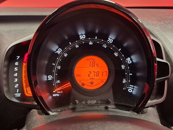 Used Toyota AYGO 2018 for sale - 76249138: Photo 17