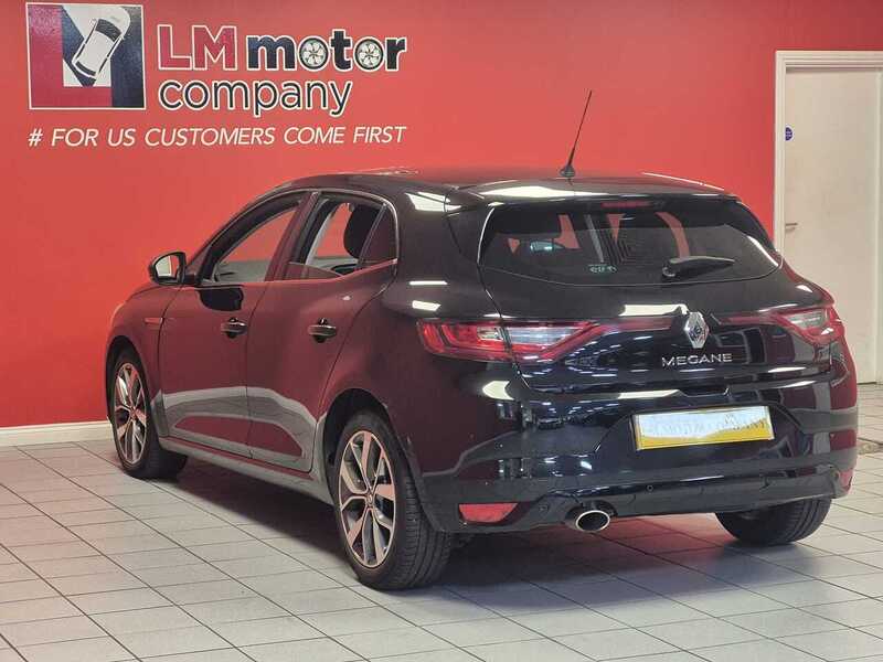 Used Renault Megane 2017 for sale - 76718728: Photo 4
