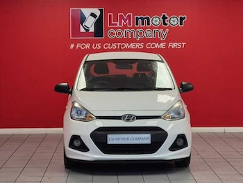 Used Hyundai i10 2015 for sale - 76252212: Photo