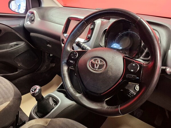 Used Toyota AYGO 2019 for sale - 75260405: Photo 14