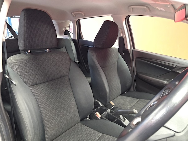 Used Honda Jazz 2015 for sale - 76252213: Photo 16
