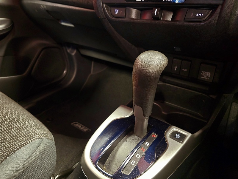 Used Honda Jazz 2015 for sale - 76252213: Photo 26