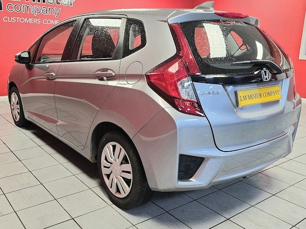 Used Honda Jazz 2015 for sale - 76252213: Photo 5