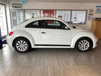 Used Volkswagen Beetle 2015 for sale - 75724295: Photo