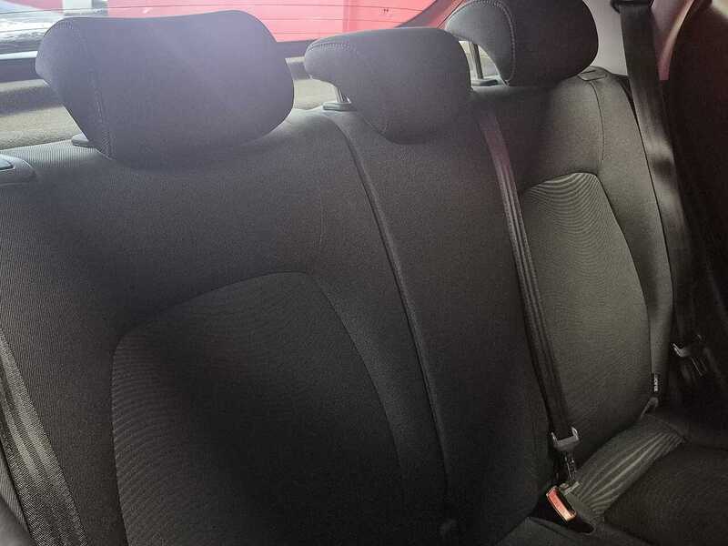 Used Hyundai i10 2018 for sale - 76596027: Photo 10