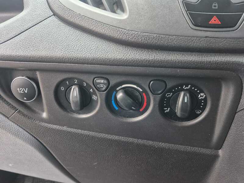 Used Ford Transit 2018 for sale - 76339777: Photo 18